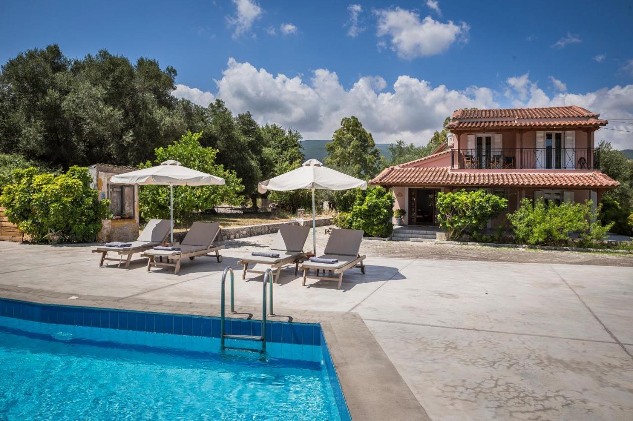 Emily Villas Sami  Exterior foto